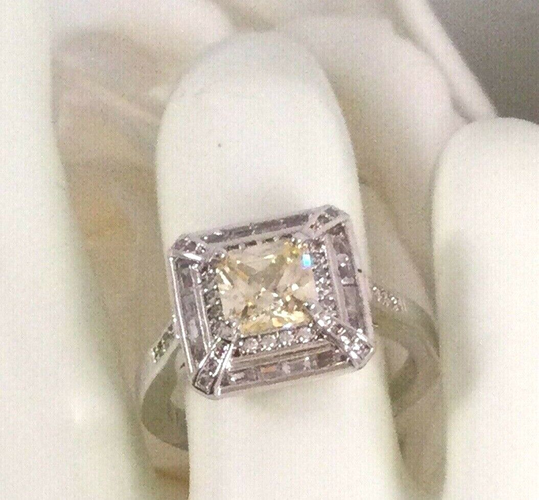 Vintage Jewellery White Gold Ring Champagne White Sapphires Antique Deco Jewelry