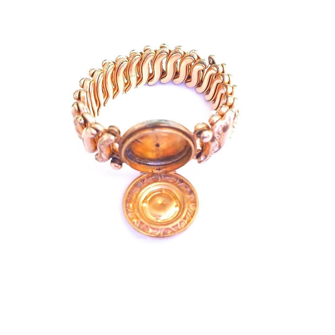 Vintage Gold Color Secret poison Locket Expansion Bracelet Good Luck
