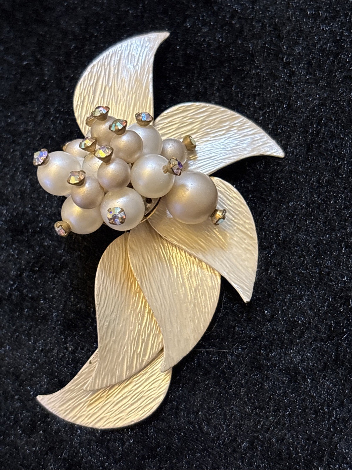 Stylized Flower Brooch Textured Petals Graduated Faux Pearl Rhinestone Cluster