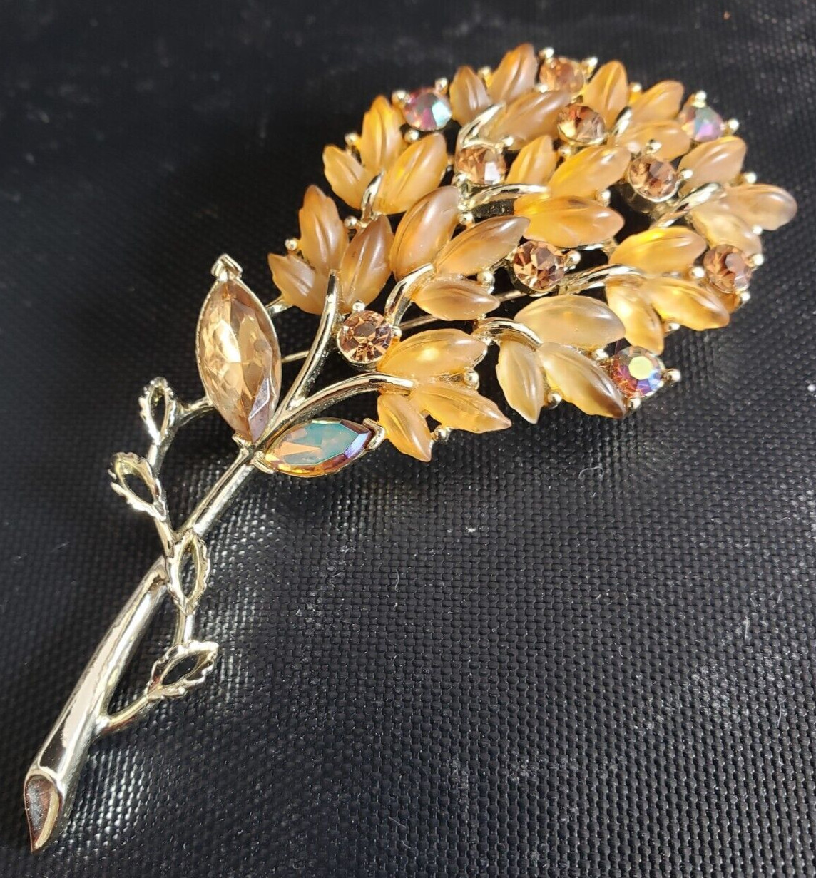 Vintage Lisner Peach Molded Leaves AB & Taupe Rhinestones Gold Tone Brooch