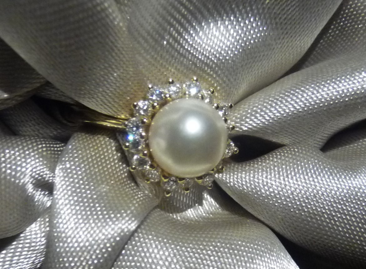 GORGEOUS $2450 MIKIMOTO BLUE LAGOON 14K HALO 16 DIAMONDS PEARL ENGAGEMENT RING!