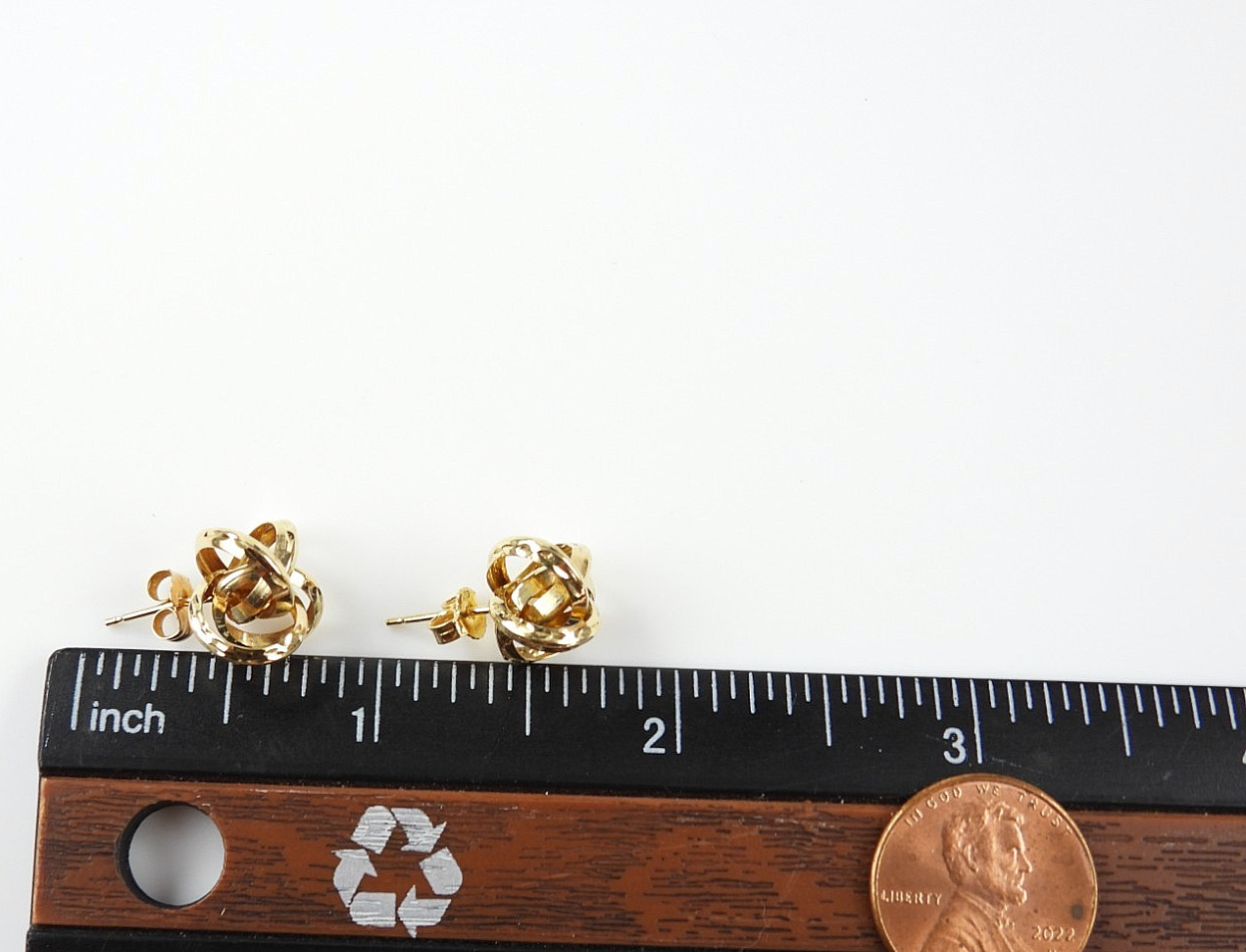 Vintage 14K Yellow Gold Intertwined Ribbon Knot Stud Earrings Openwork Swirl