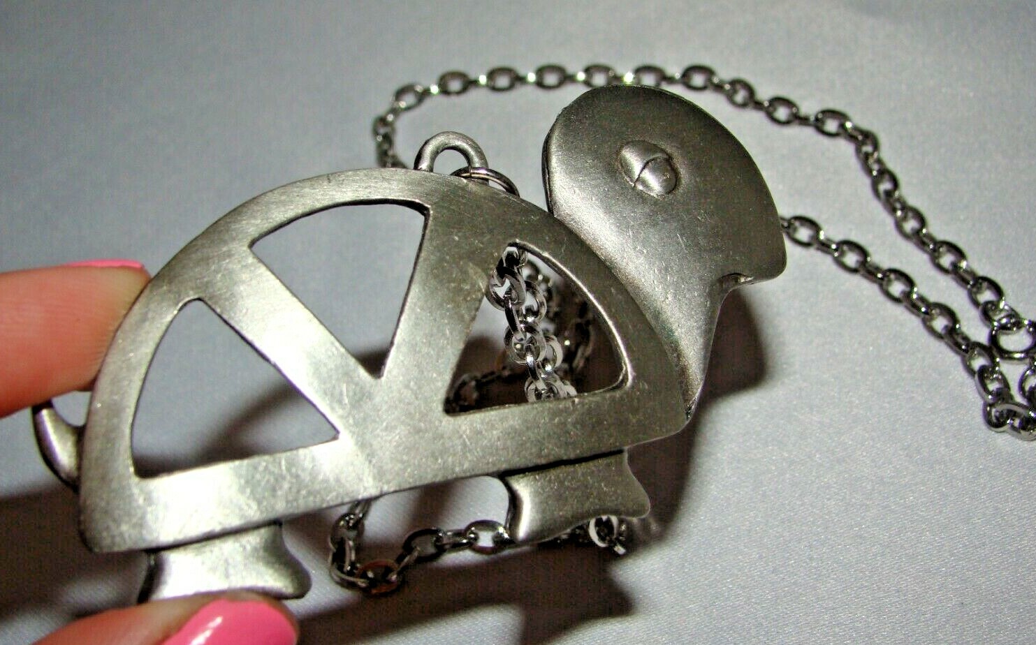 Vintage Silver Tone Metal Chain with Pewter Big Turtle Pendant 3″ Necklace
