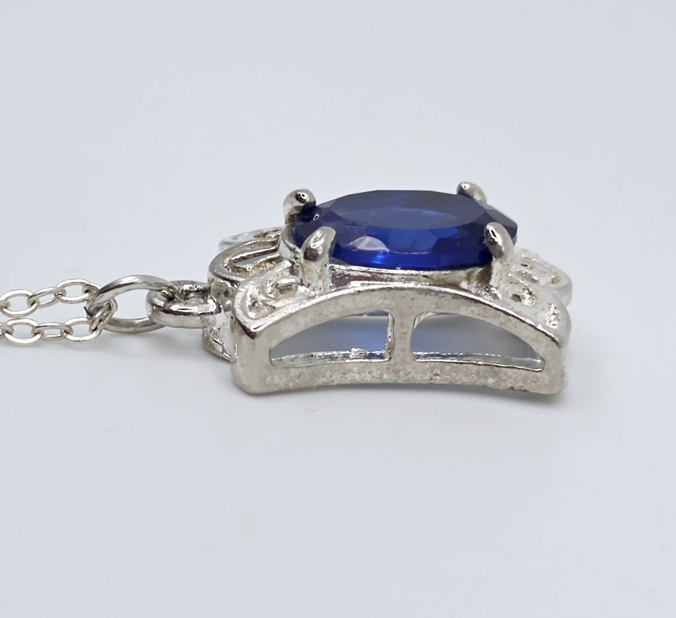 Vintage Blue Glass Pendant Necklace Art Deco Style Silver Tone Filigree