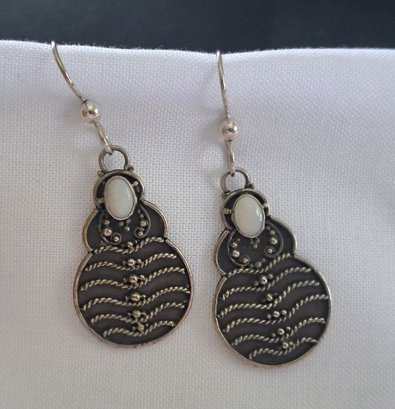 Vintage Oxidized Sterling Silver Mother of Pearl Oval White Dangle Earrings