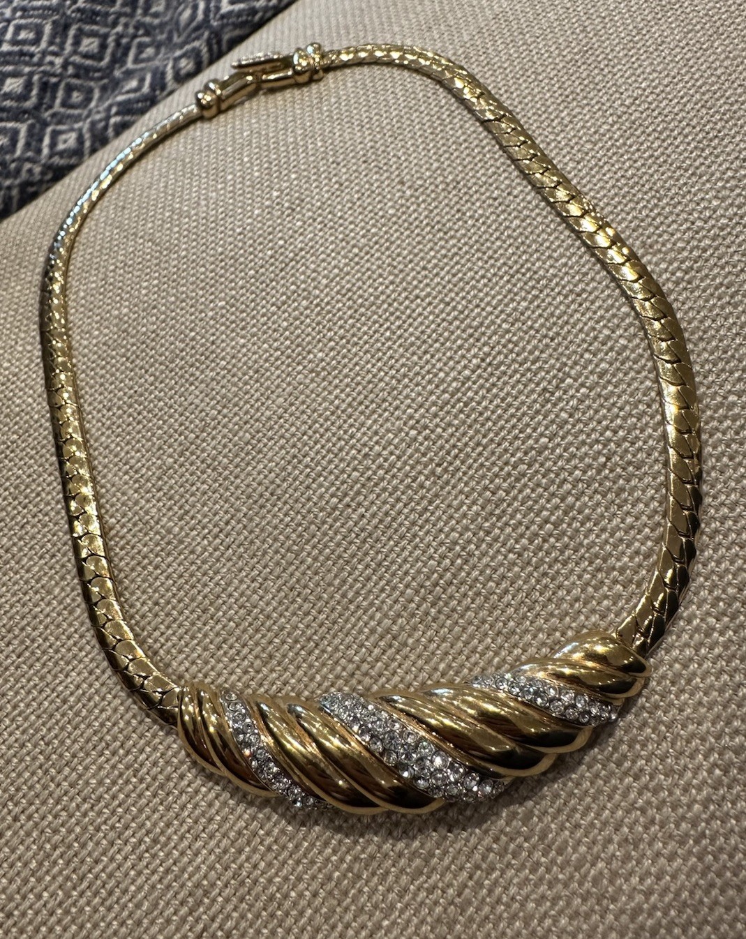 Vintage Swarovski Diamanté Ribbed Ribbon Gold Plated Runway Collar/Mob Wife/Glam