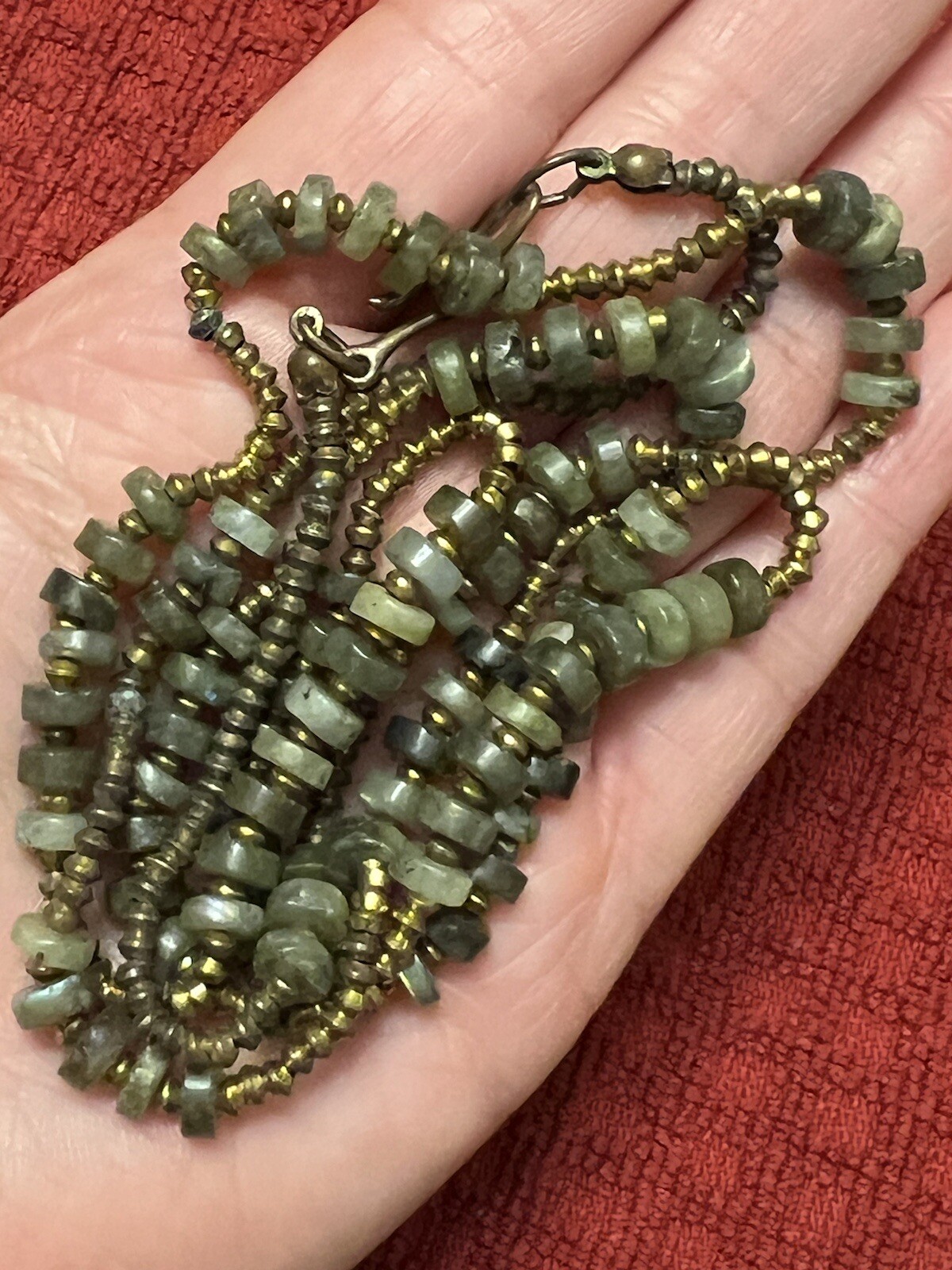 ESTATE ARTISAN LONG GOLD TONE LABRADORITE STONE NECKLACE 33” HOOK CLASP