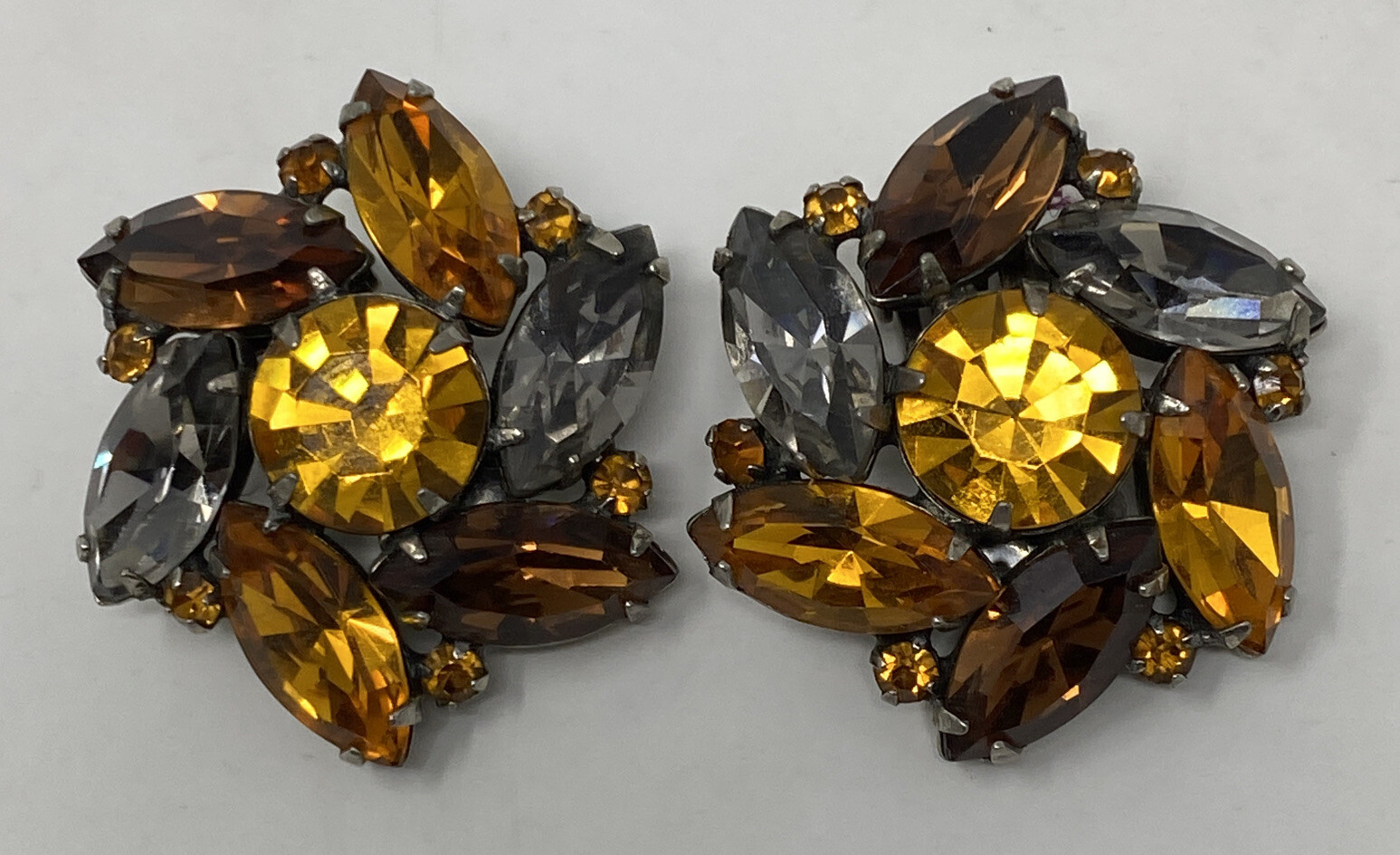 Art Deco Fantastic Vintage Signed Vogue Sparkly Topaz Rhinestone Clip Earrings