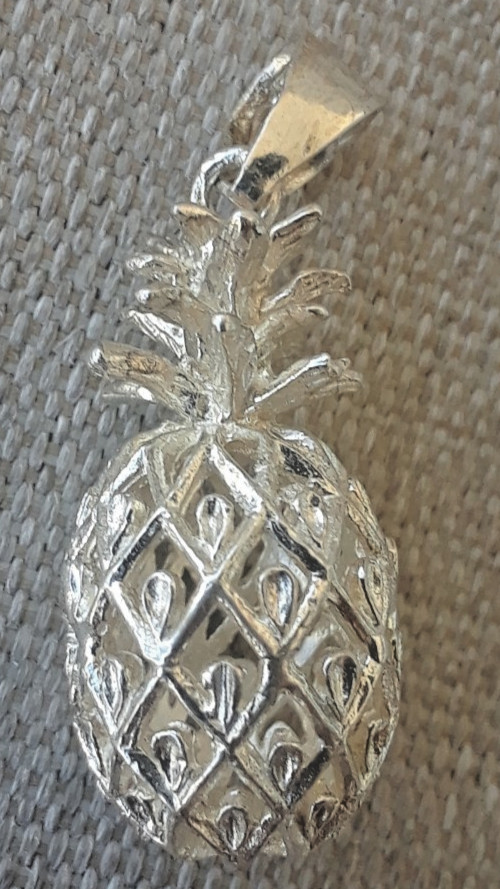 Vintage Sterling Pineapple Filigree Pendant Signed AIC About 1-1/8″ with Bale