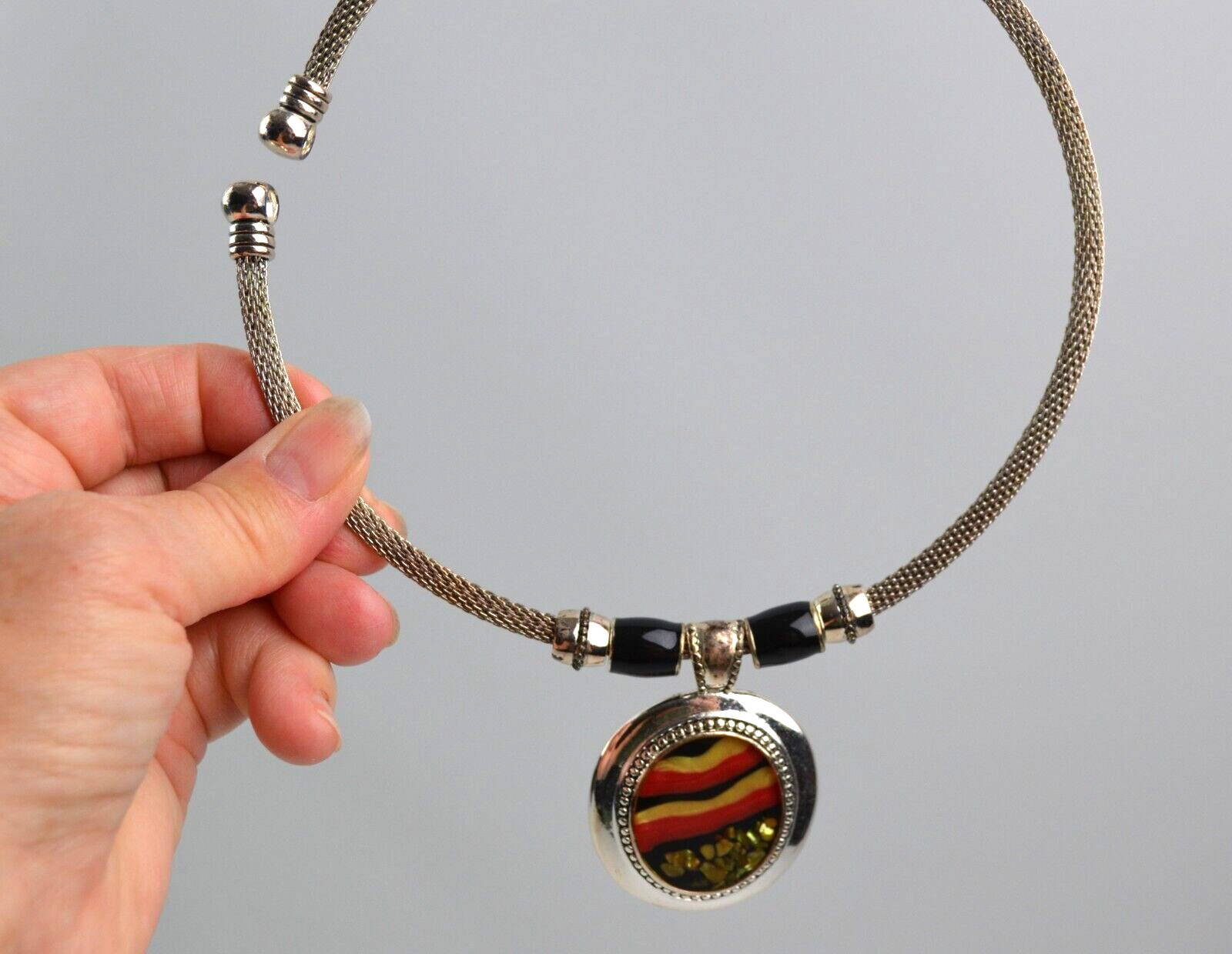 Vintage Silver Tone Snake Choker w/ Round Pendant Sunset Pattern 16″