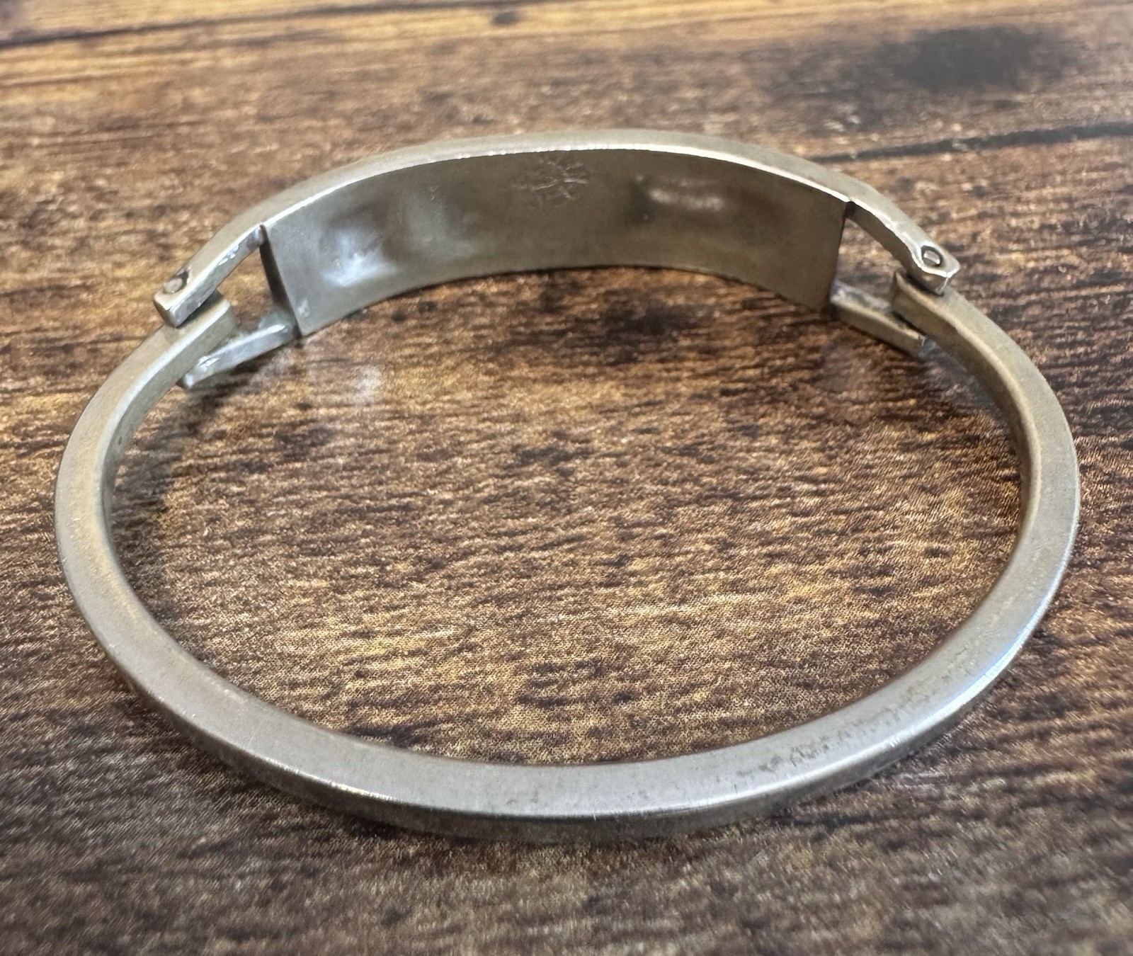 Vintage Taxco Mexico Alpaca Silver Chip Inlay Multi Stone Hinged Bracelet