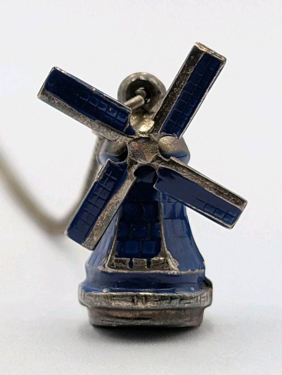 Antique 835 Silver Blue Enamel Articulated Windmill Pendant 16.75″ Curb Necklace