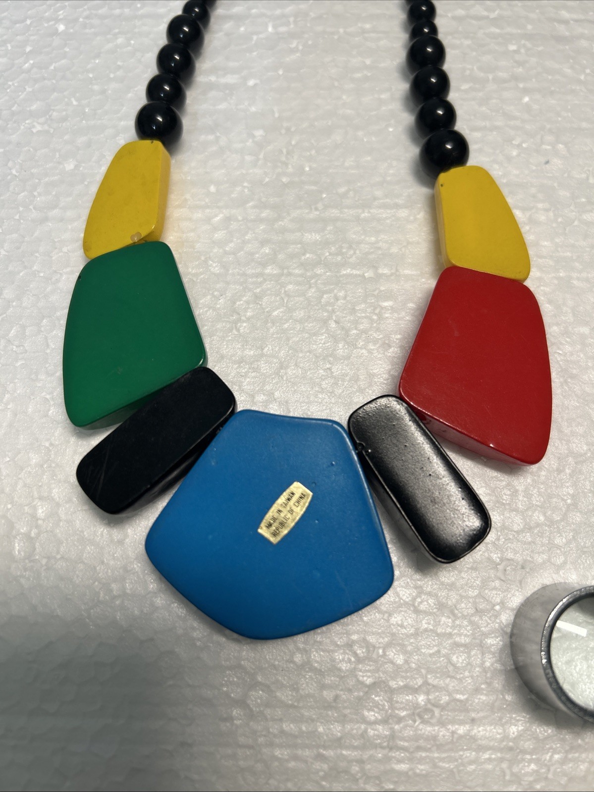 Vintage Retro Pop Art Modernist Necklace Made In Taiwan Republic of China 1980s
