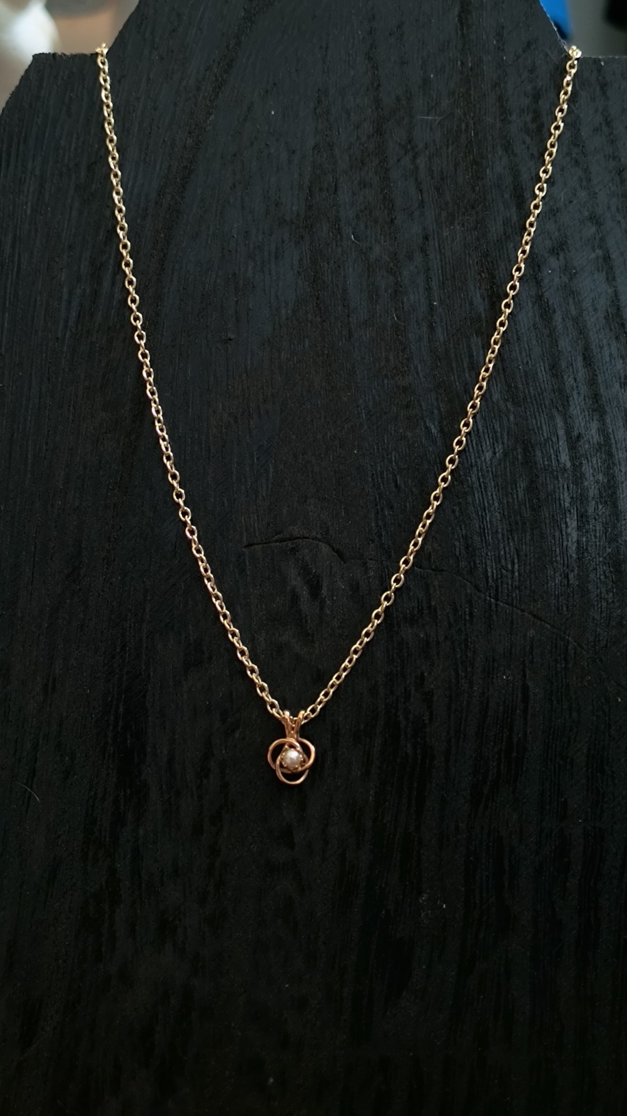 VTG Pearl & Goldtone Love Knot Charm, 16″ Chain, Sweet Gift – June Birthstone