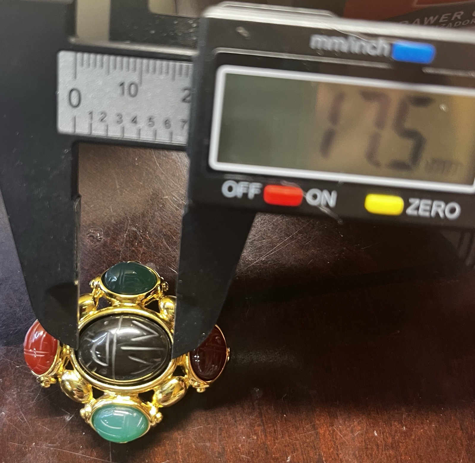 VTG. EGYPTIAN Style multicolor Carved SCARAB Glass Stone GoldTone BROOCH PENDANT