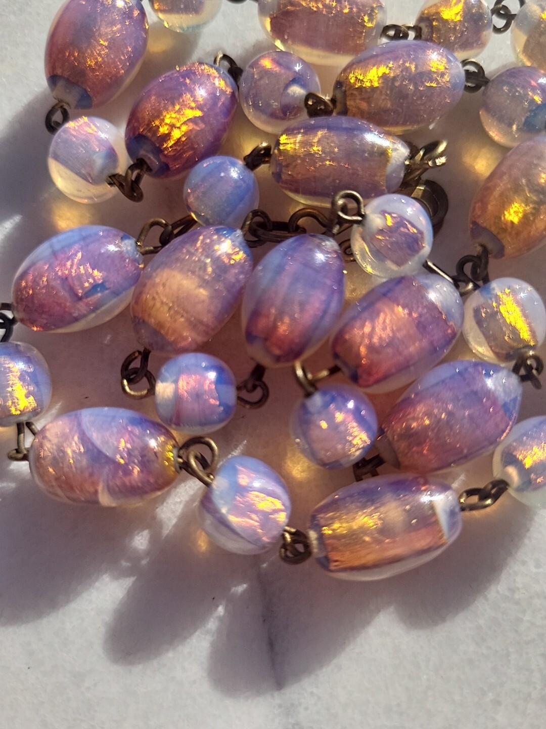 RARE ANTIQUE FIREY OPAL GOLD FOIL MILKY LILAC PINK GLASS BEAD WIRE NECKLACE SET