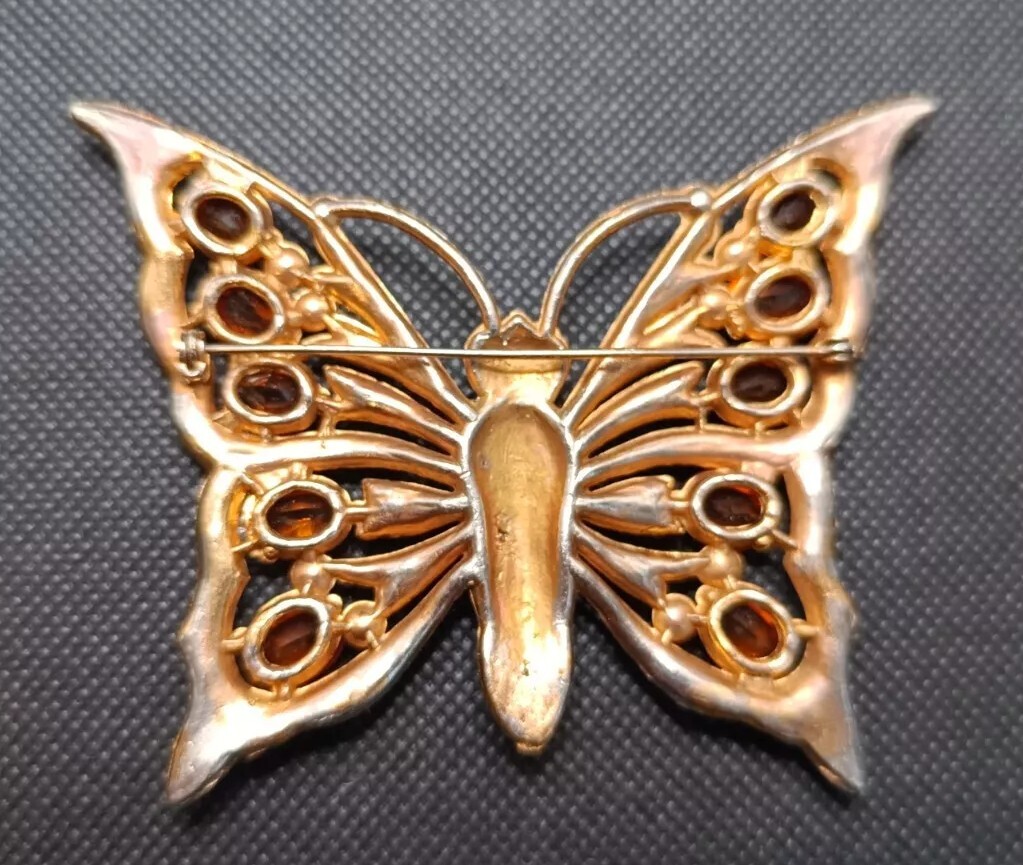 Vintage Large Butterfly Brooch 3″ Gold Tone& Crystal Unsigned