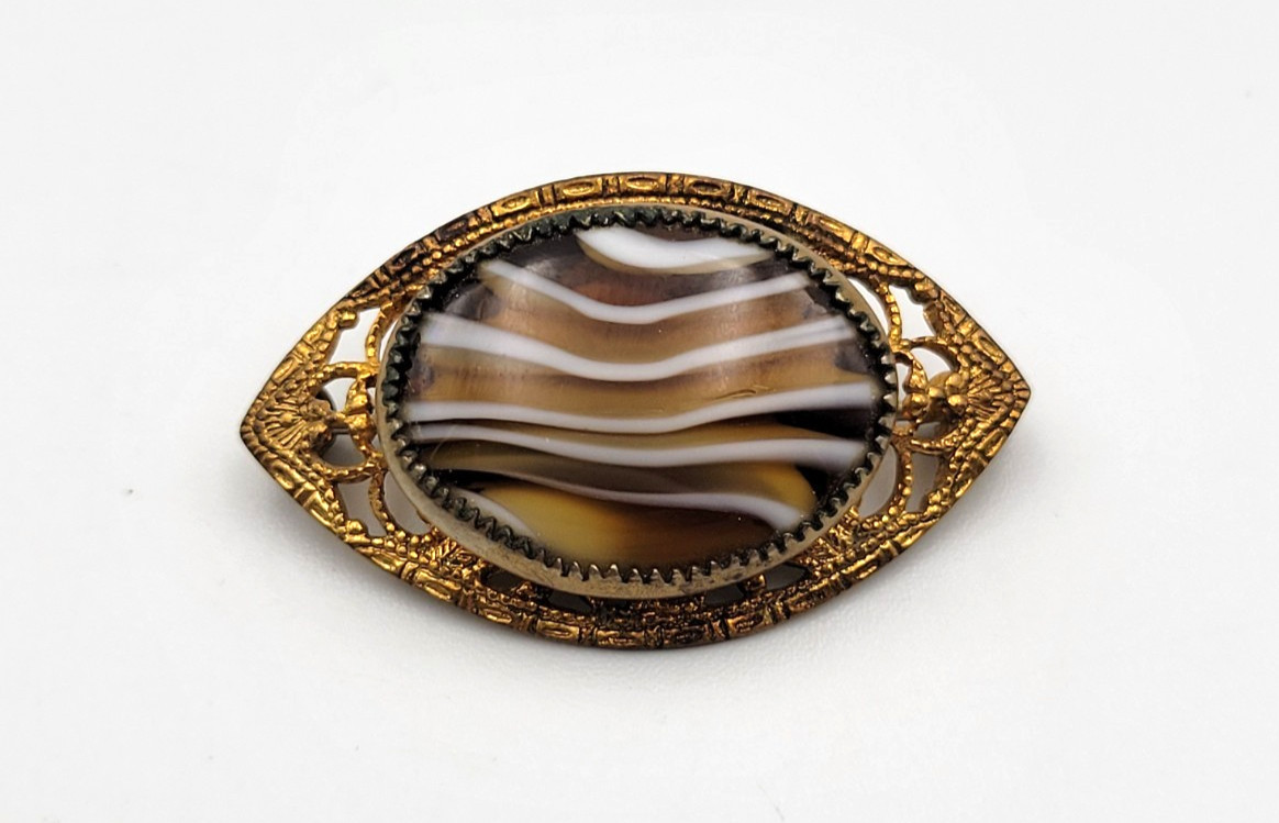 Antique Banded Agate Gold Tone Filigree Brooch C Clasp