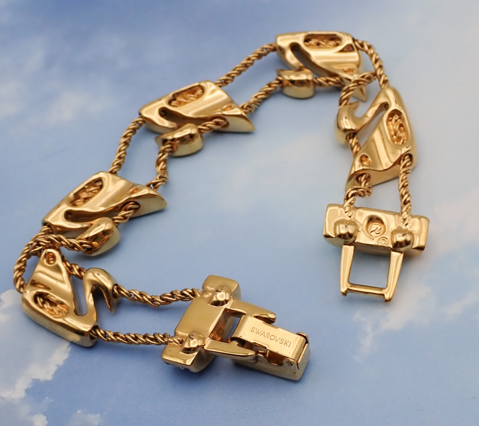 Vintage Swarovski Swan Stamp 5 Panel Crystal Swan Chain Link 7 1/4″ Bracelet