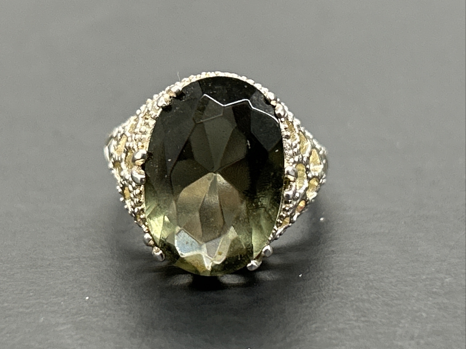 Vintage Sterling Filigree Cutout Ring With Smoky Green Stone Size 6-3/4 H19
