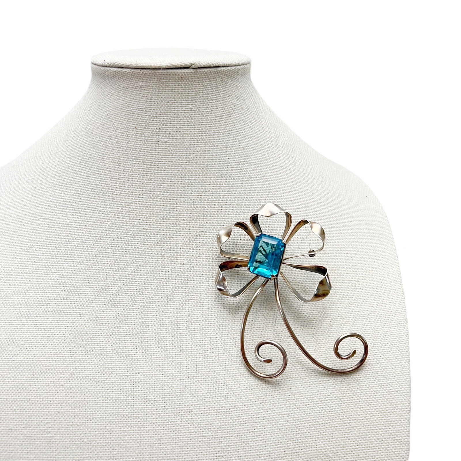 Vintage Sterling Silver Aqua Glass Large Scroll Swirl Ribbon Brooch Pin