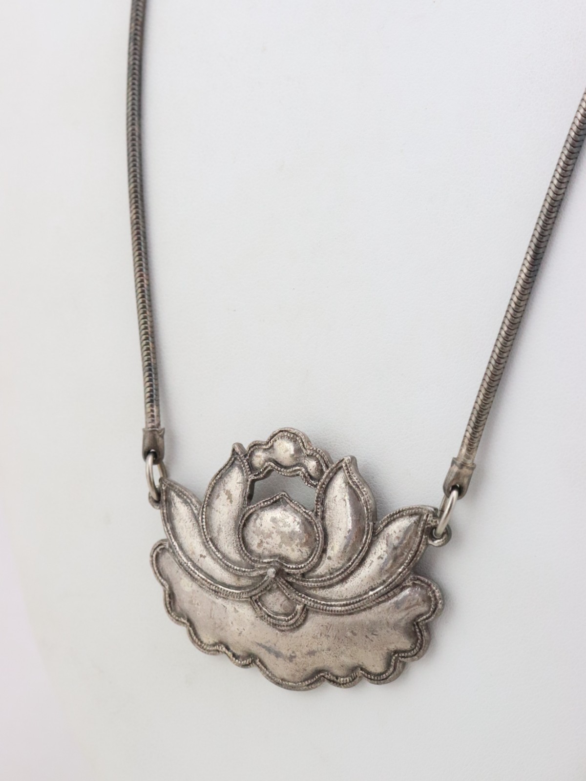 20″ Vintage Alva Museum Replicas Lotus Flower Necklace Antique Silver Tone