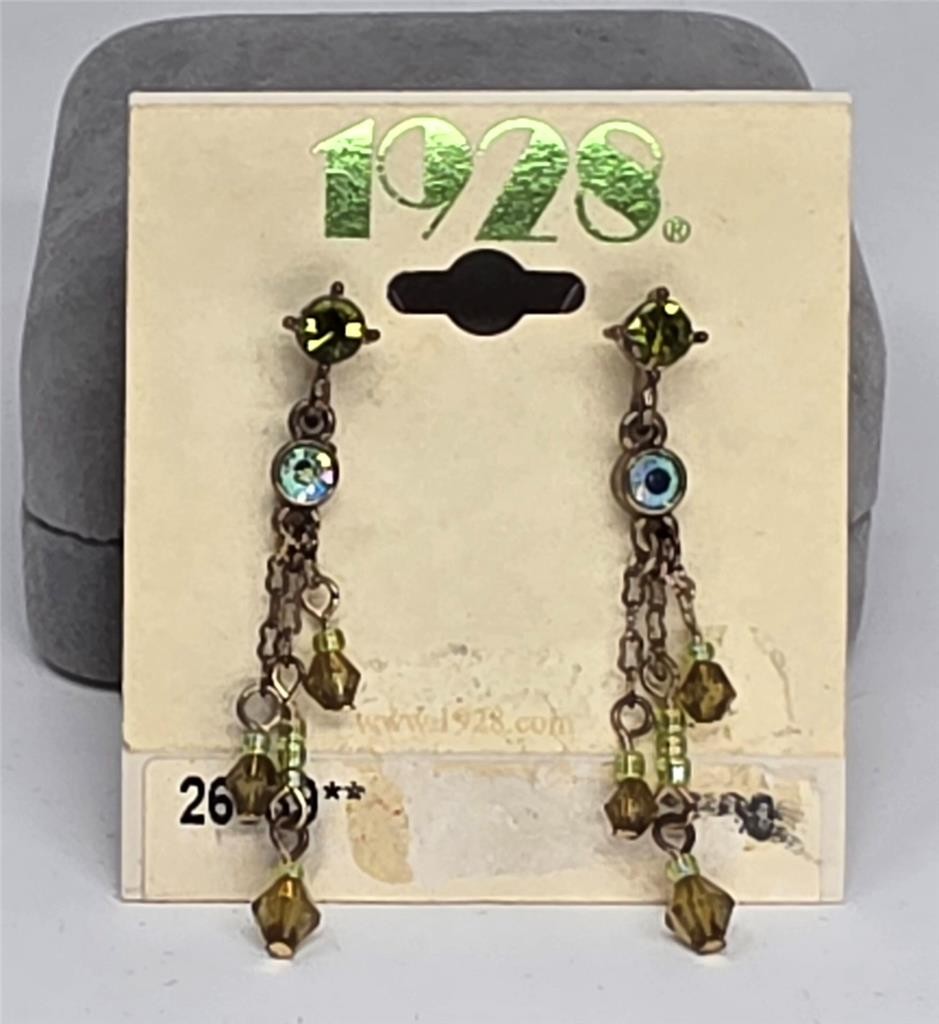 NEW ON CARD GREEN DANGLE 1928 EARRINGS ANTIQUE GOLD TONE METAL ~FREE US SHIP
