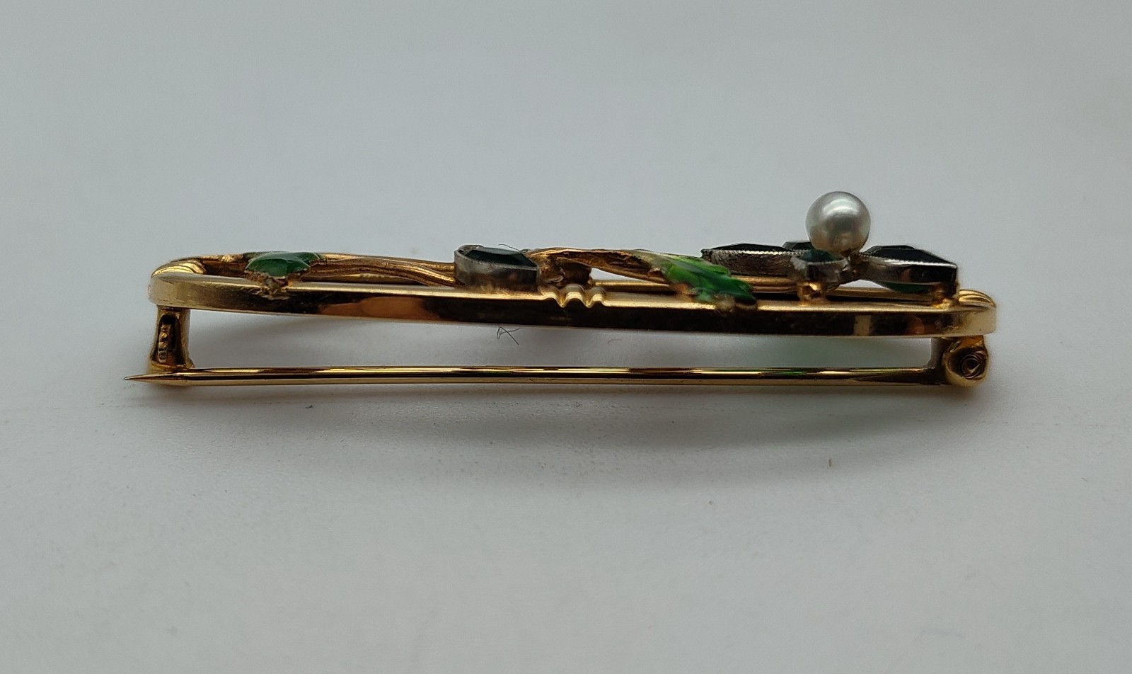 Vintage Flower Pearl Aqua Stone 10K Yellow Gold Green Enamel Brooch Pin Lapel