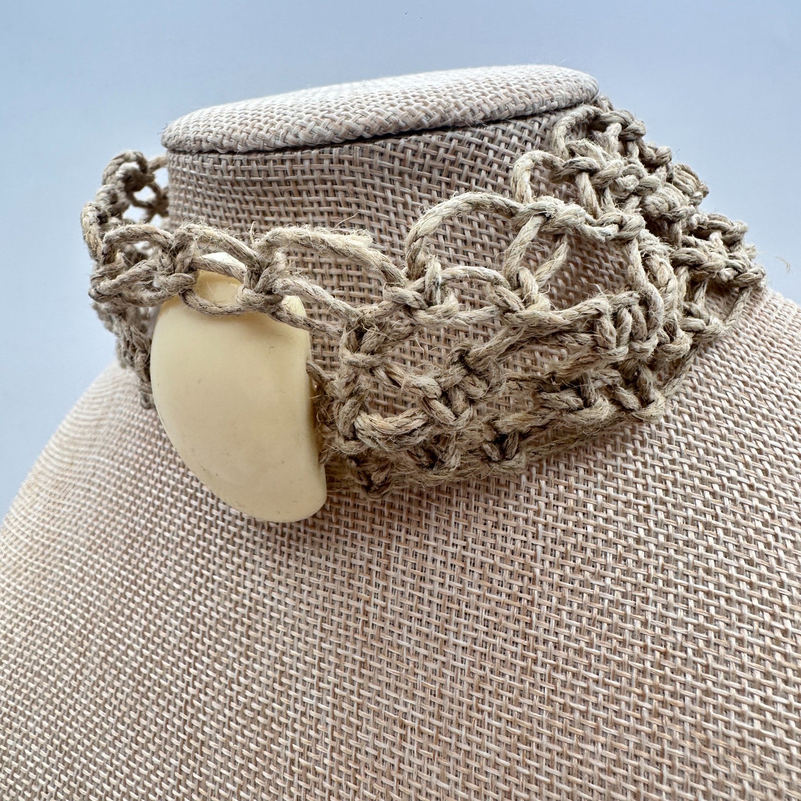 Vintage Y2K Cream Tagua Nut Stone Macrame Hemp Woven Choker Necklace Jewelry 90s