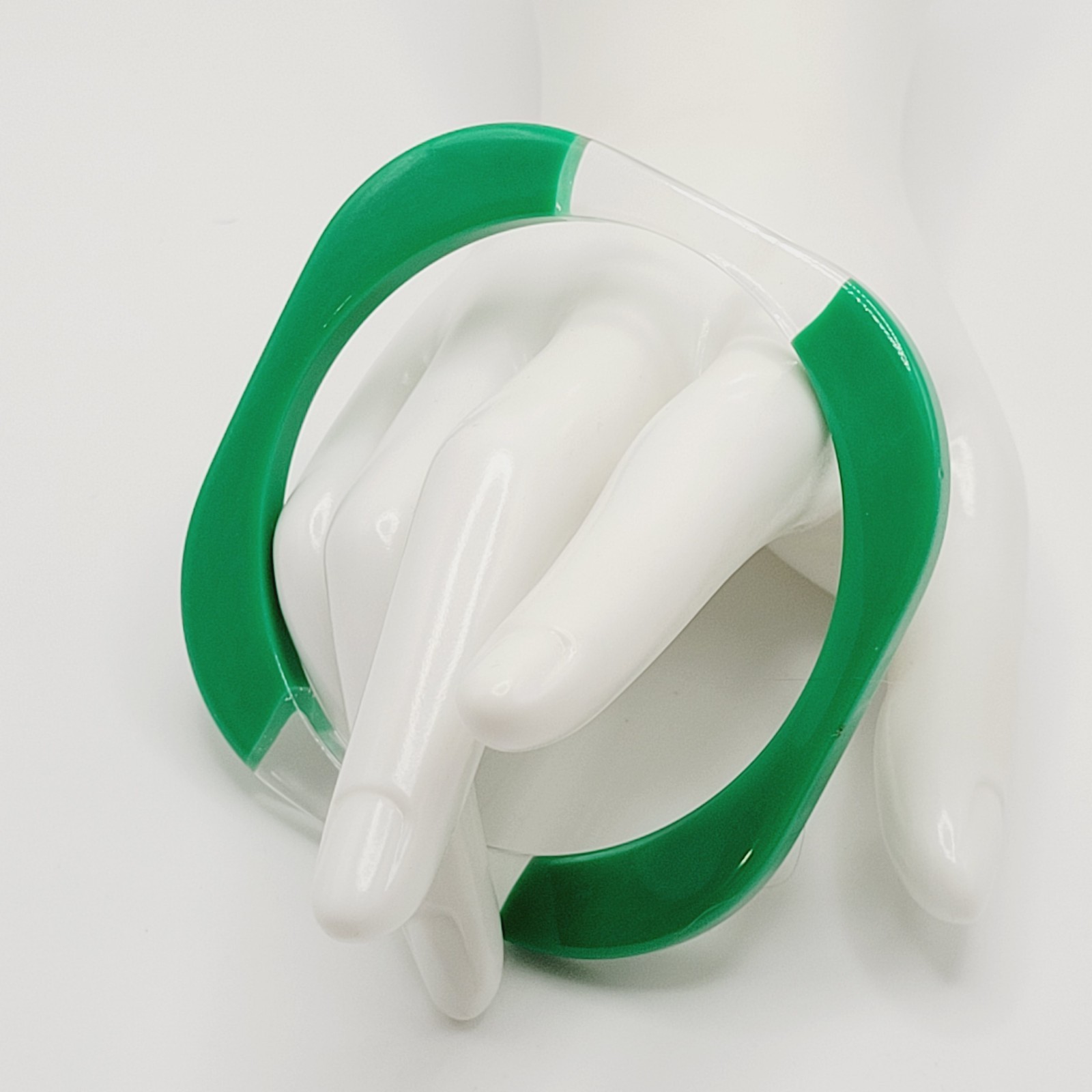 Green and Clear Lucite Bangle Bracelet Unique Retro Style Vintage 1980s