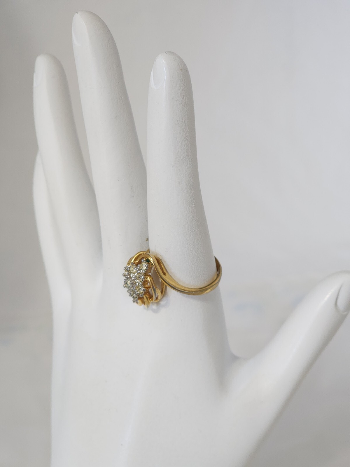 Vintage Crystal Rhinestones Floral Cluster Ring 14kt Ge Gold Ring Size 7.5