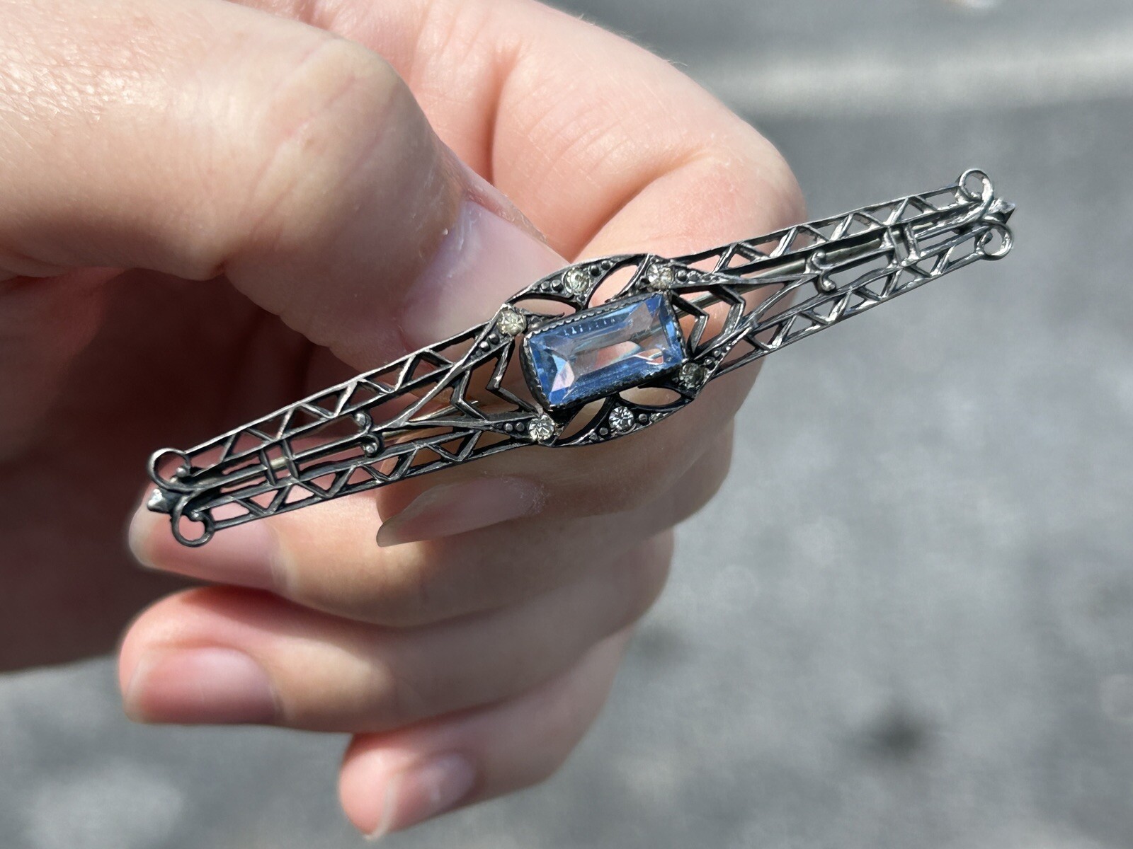 Antique Sterling Silver ART DECO Open Work Bar Brooch Blue Iolite ? & Glass