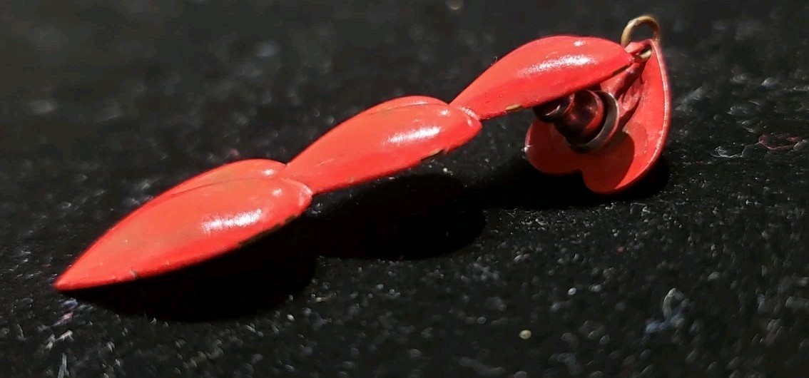 Vintage Estate Cool Red Enamel Linear Puff Heart Earrings Patriotic Valentine