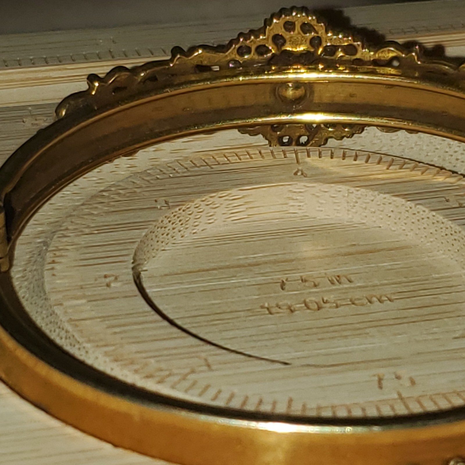 Victorian Revival Style Gold Tone Filigree Hinged Bangle Bracelet- 7.75″