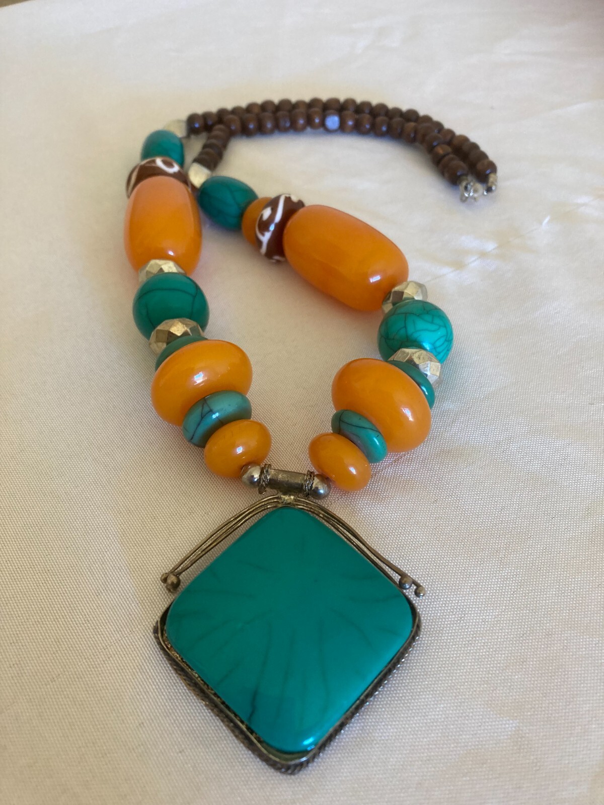 Vintage Multicolor Stone, Lucite and Wood Bead Center Pendant Necklace – 29″