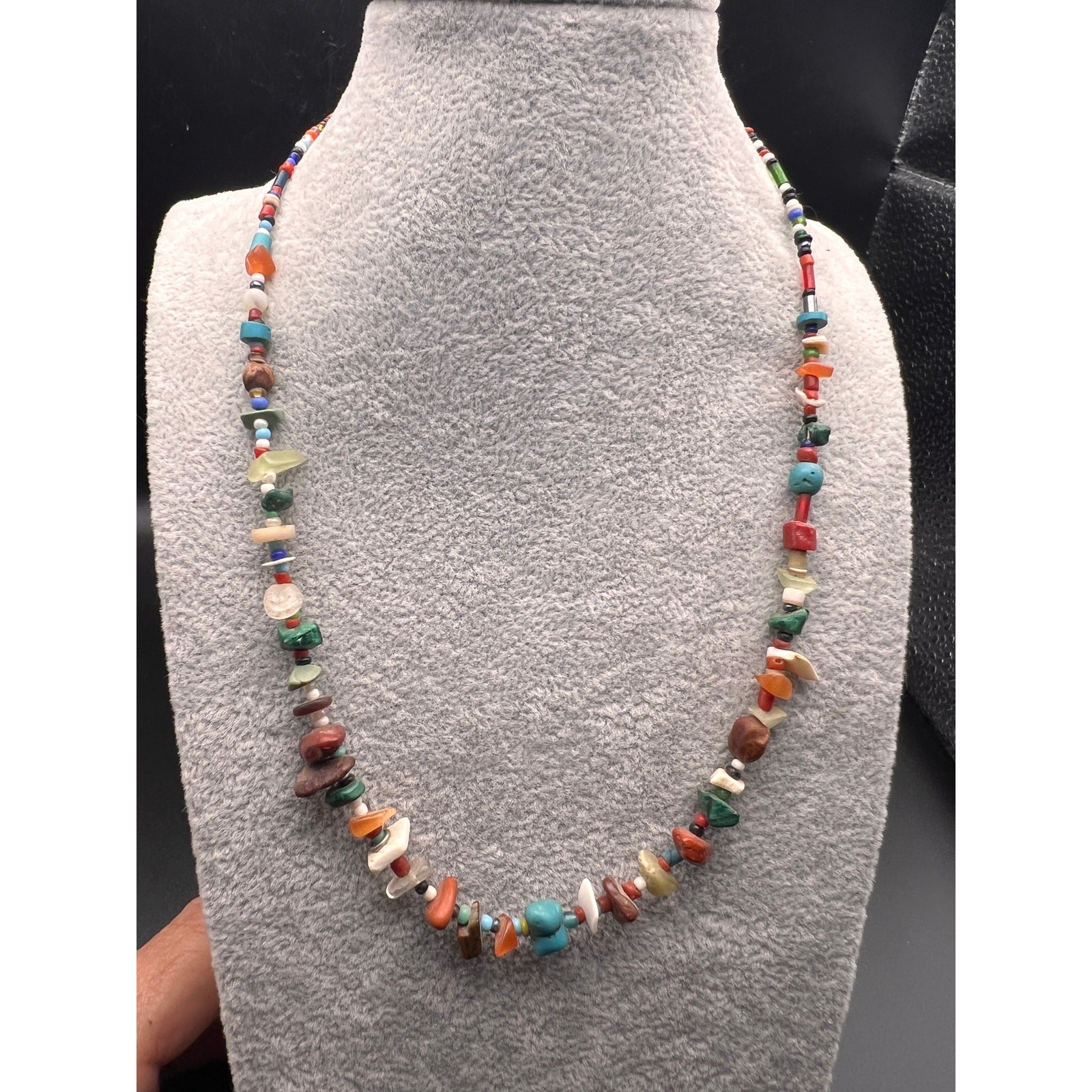 Vintage 70s beaded semi precious stone glass shell nugget necklace boho indie