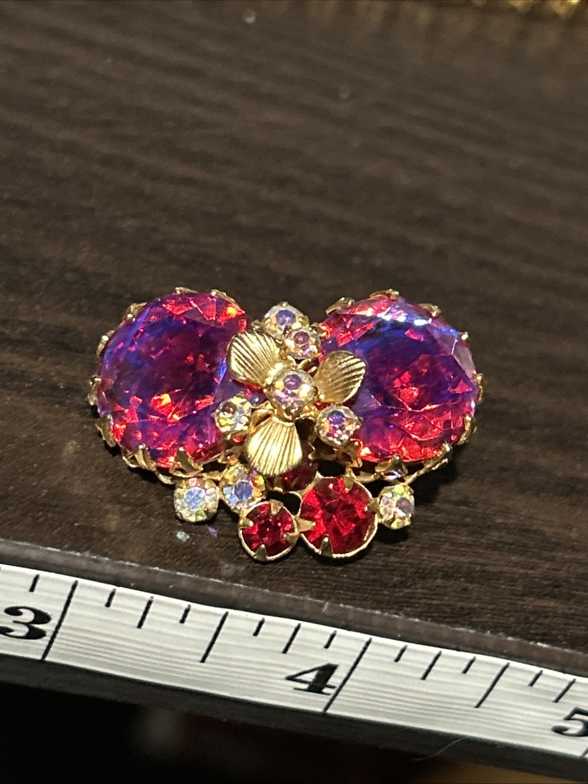 Vtg Stunning UnSigned REGENCY Iridescent Red Glass Stones AB Demi Parure Set