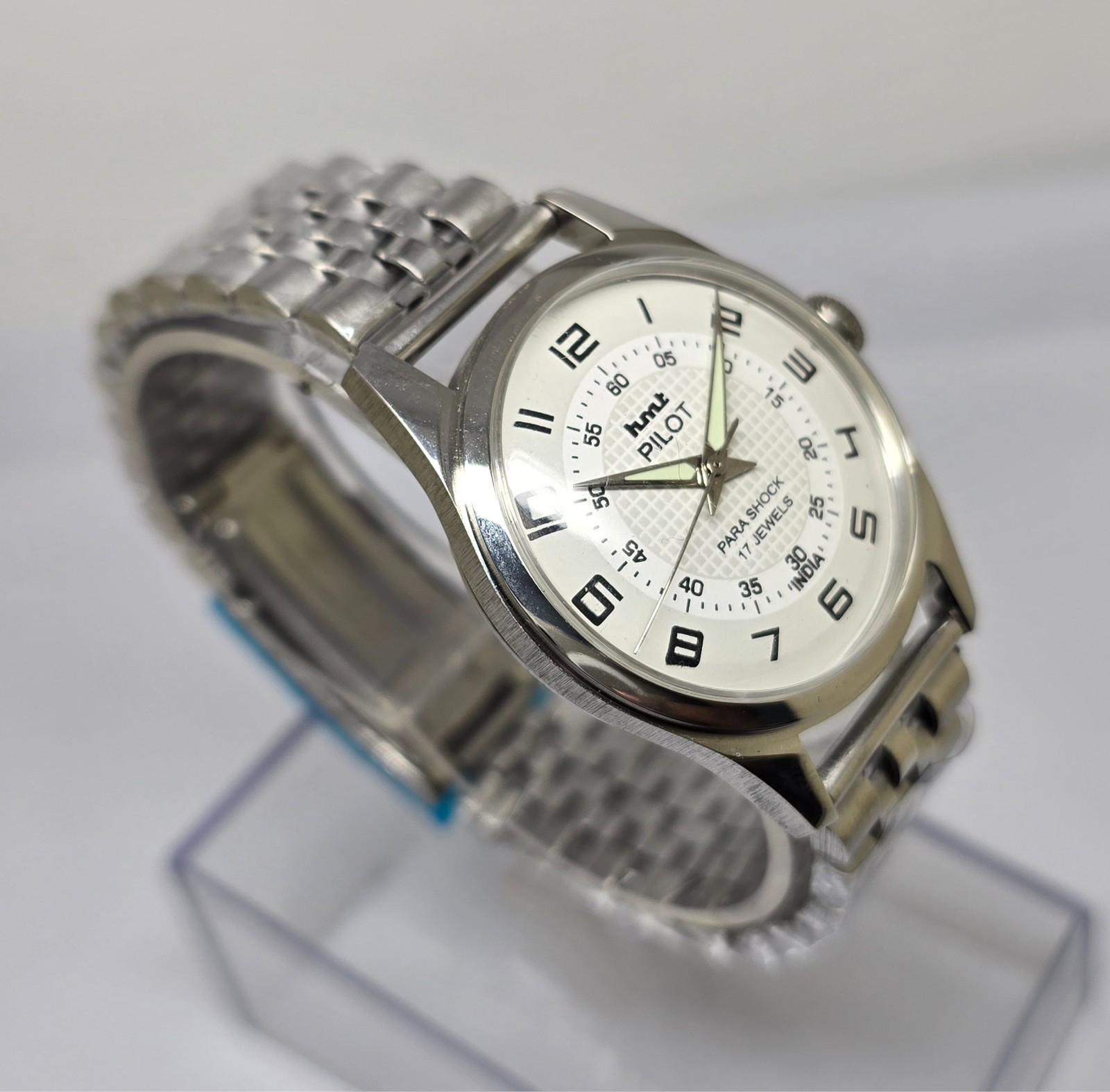 Vintage Hmt Pilot White Dial 17 Jewels Mechanical hand winding Transparent Back
