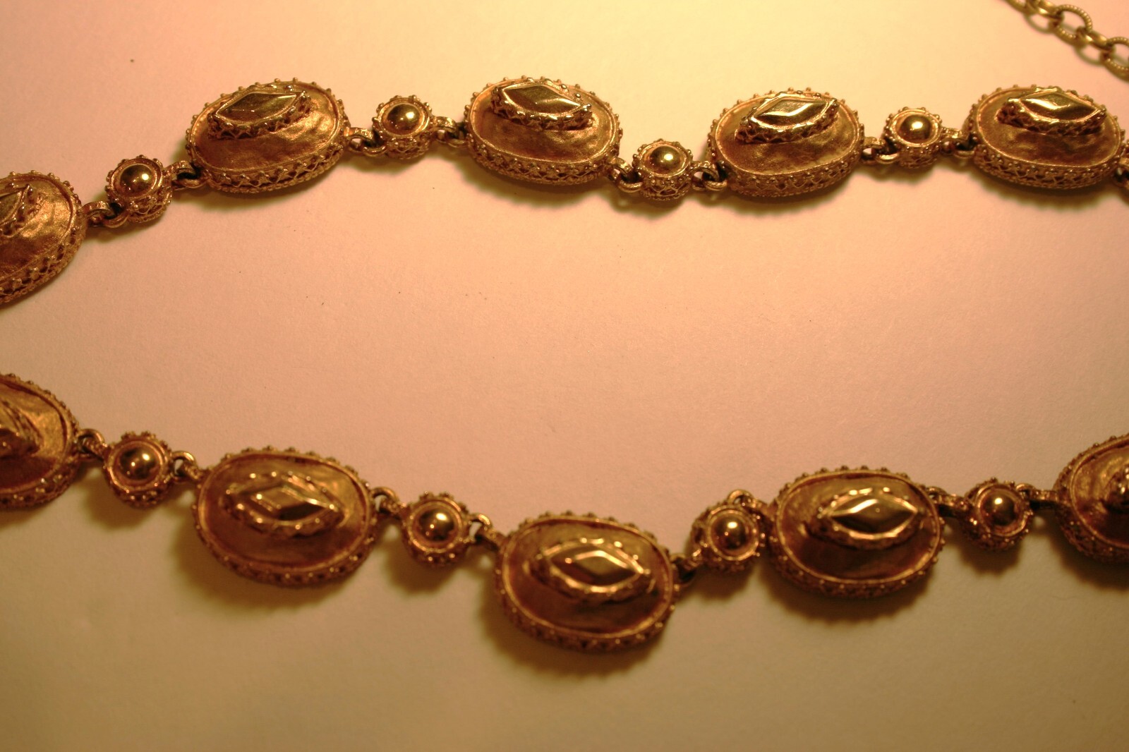 Vintage Hattie Carnegie Signed Gold Tone Collar Necklace