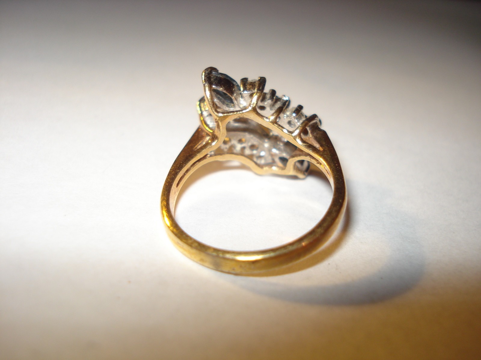Vintage Womens Cluster Prong Set Blue White Stones Ring DAC