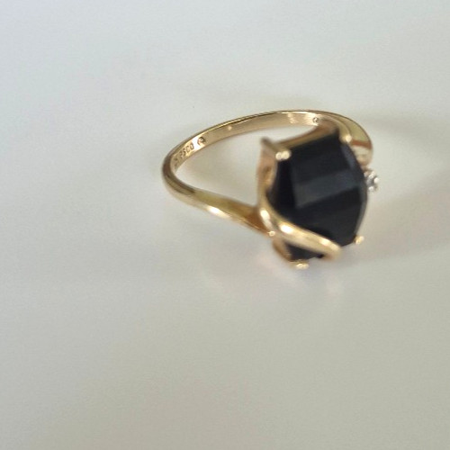 10K Yellow Gold Marked PSCO Onyx and Diamond Ring – Size 6.25, Weighs 2 Grams