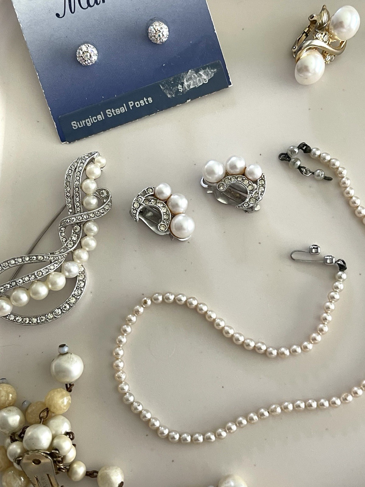 VINTAGE Marvella Jewelry LOT Faux Pearls Necklace, Earrings Rhinestone brooch