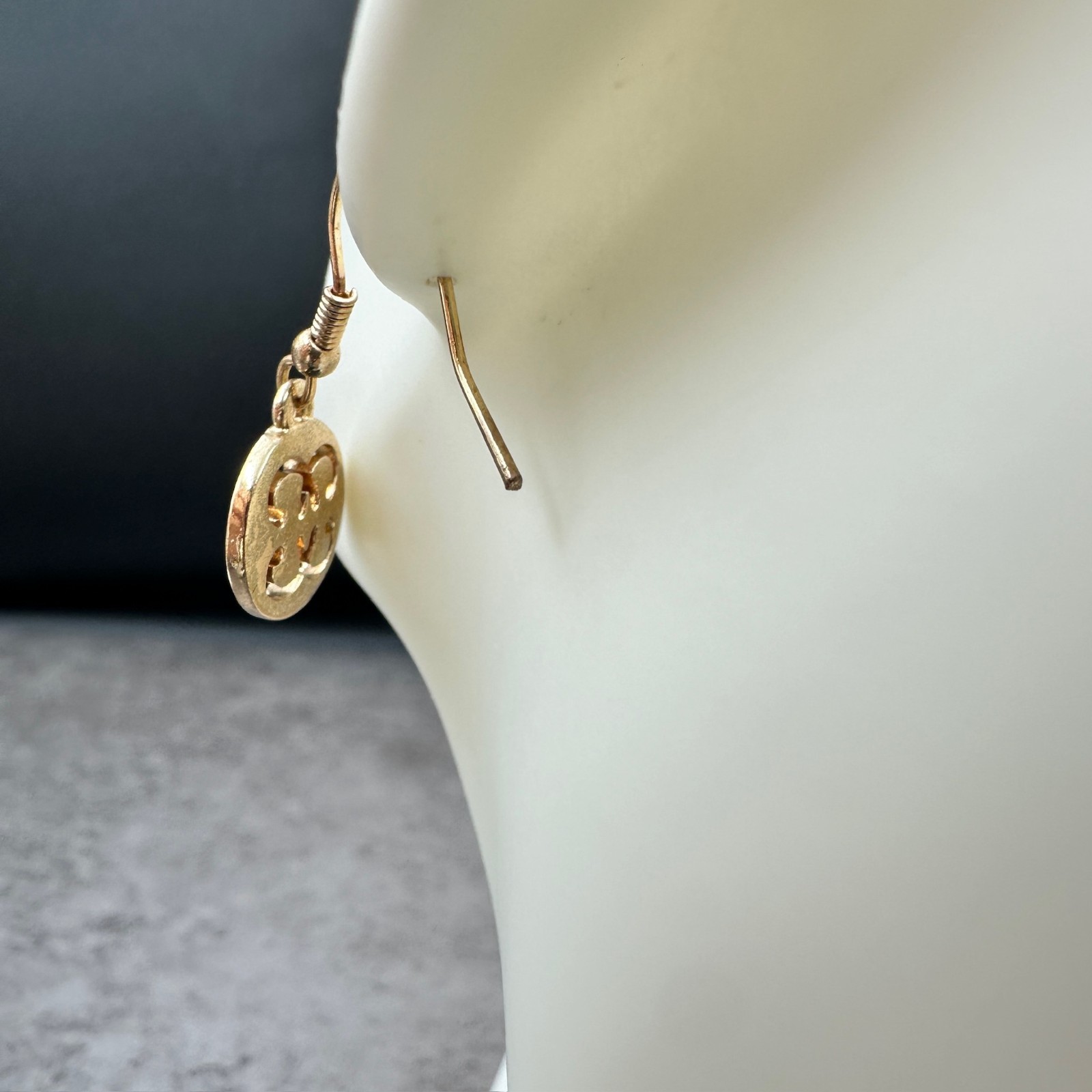 Vintage Gold-Tone Spiritual Symbolic Fashion Pierced Hook Dangle Drop Earrings