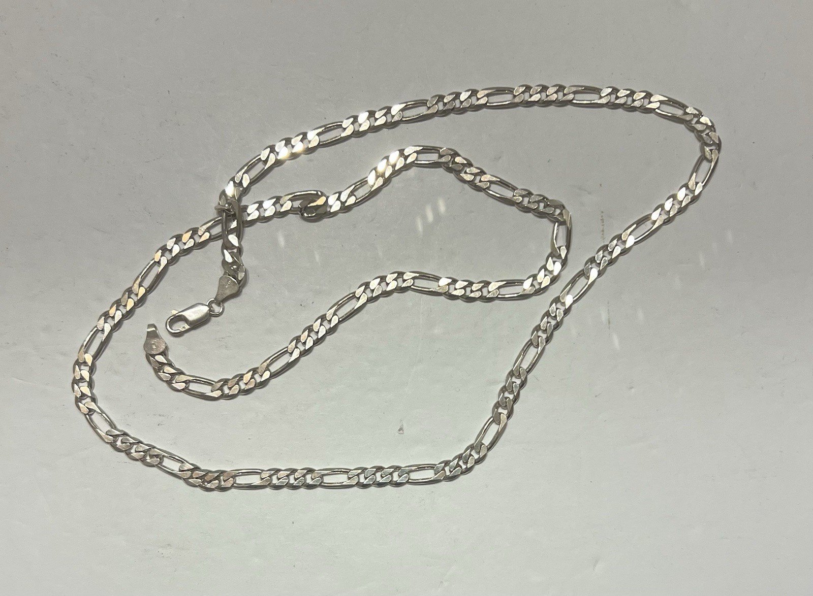 VINTAGE STERLING SILVER FIGARO LINK CHAIN NECKLACE ~ 30″ LONG ~ 925 ITALY 40gr