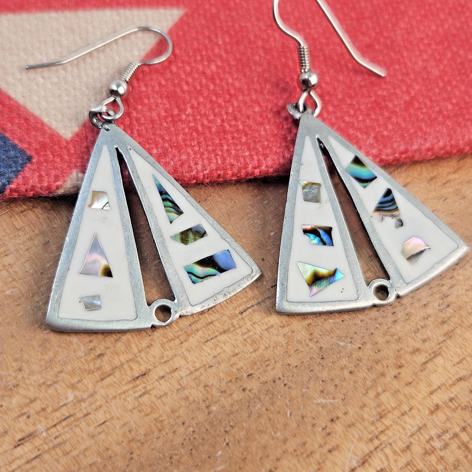 Vintage ALIA Mexico Abalone Inlay on White Enamel Alpaca Silver Dangle Earrings