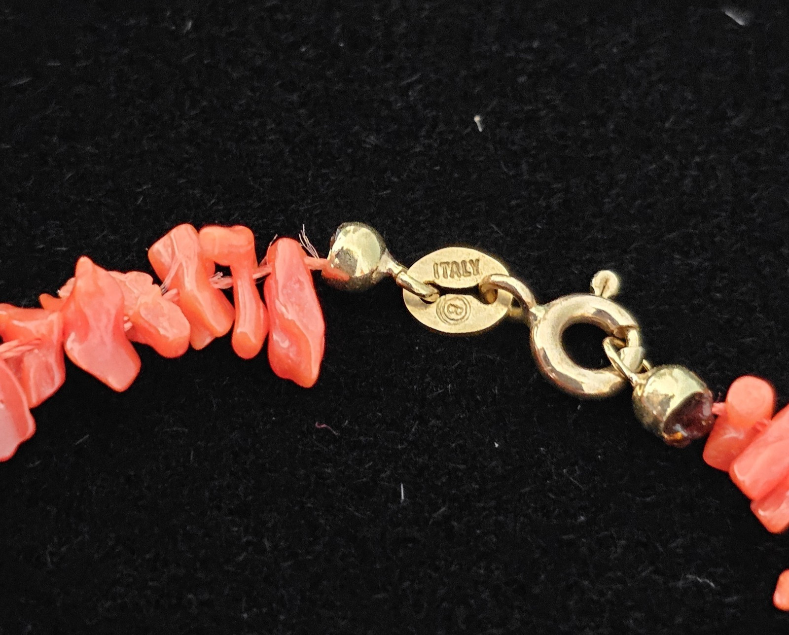 Vtg Dainty Red Orange Branch Coral Bracelet 585 Italy 14K Gold Clasp 7.75″ Boho