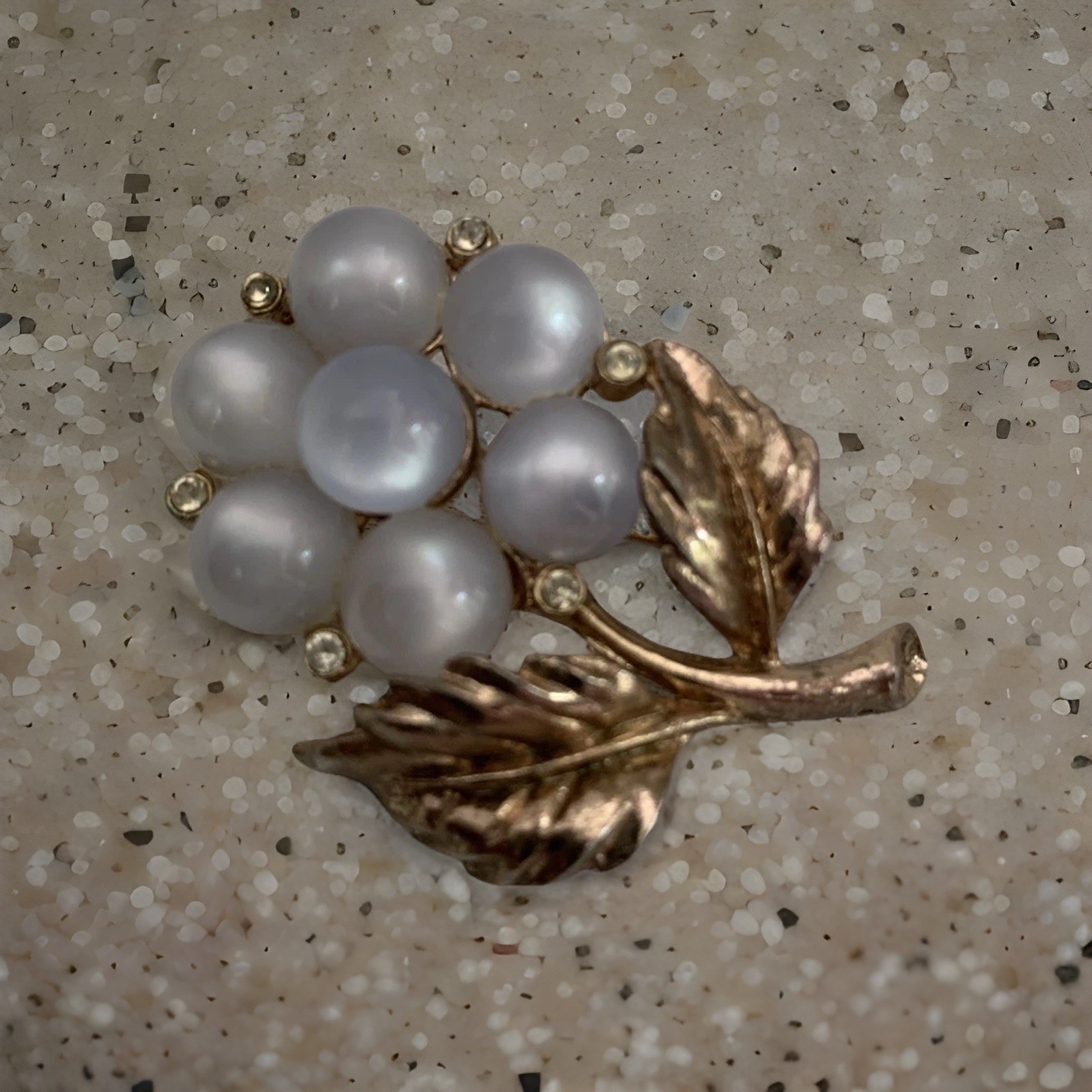 Pale Blue-Gray Moon Glow Beads And Faux Stones Floral Brooch Gold Tone Vintage