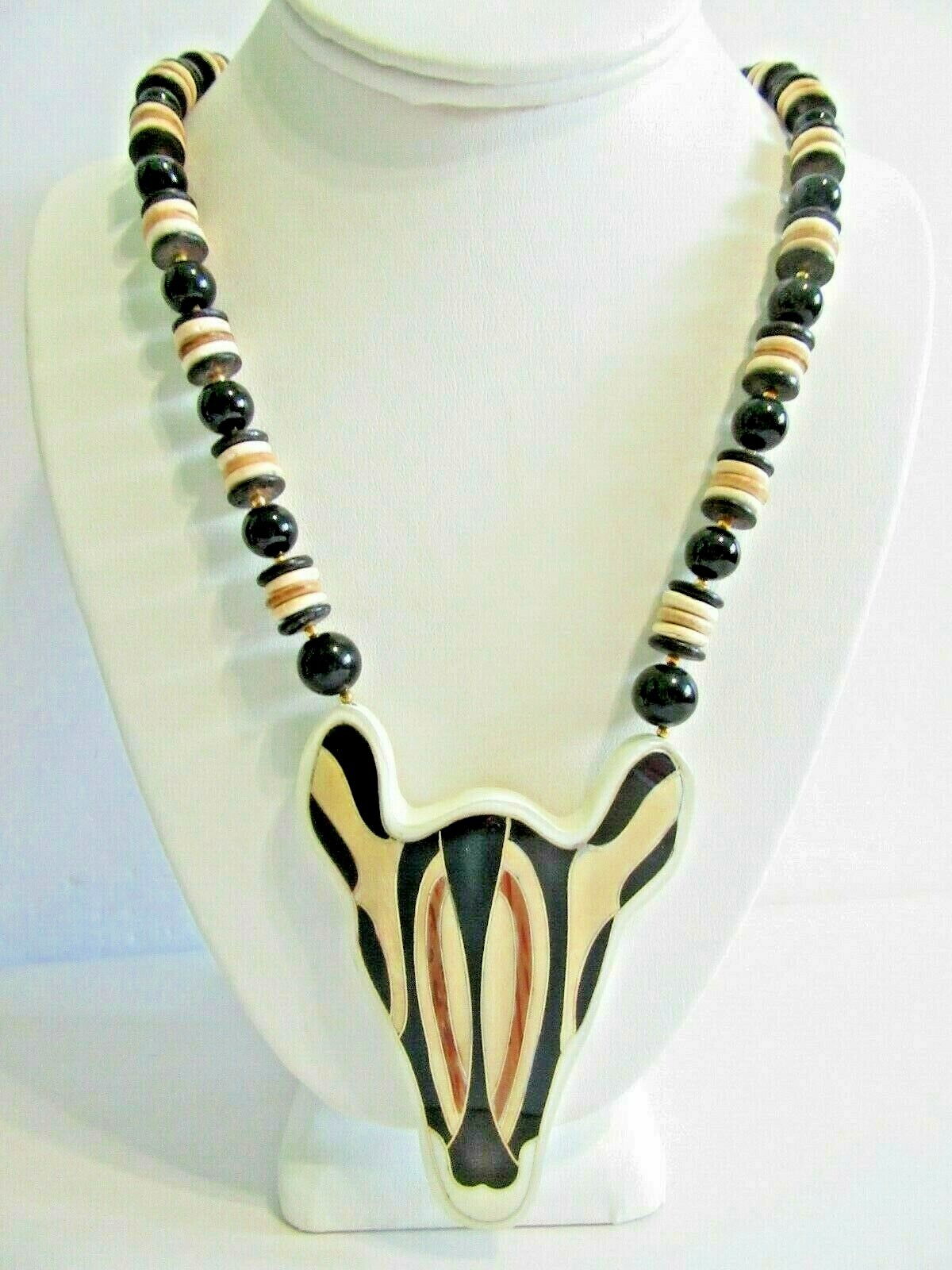VINTAGE ZEBRA PENDANT NECKLACE WOOD ENCASED LUCITE CERAMIC PLASTIC BEADS LARGE