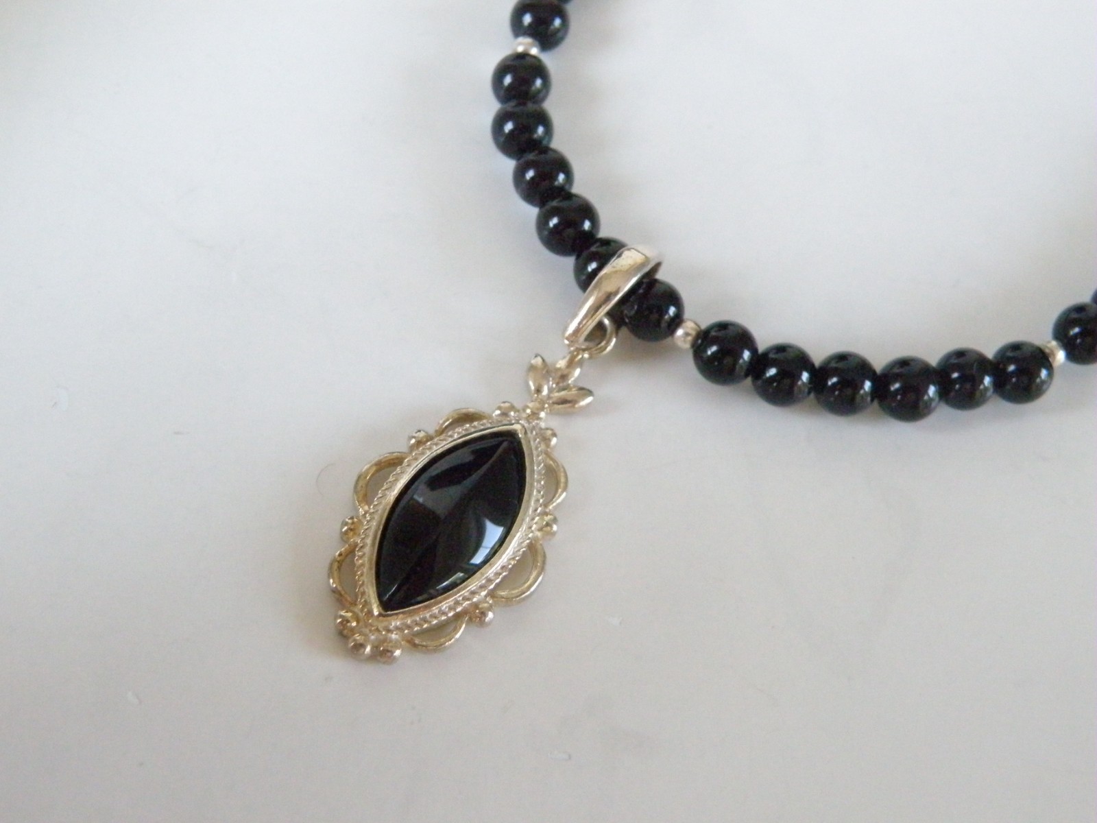 Vintage Sterling Silver 925 Black Onyx Station Bead Necklace