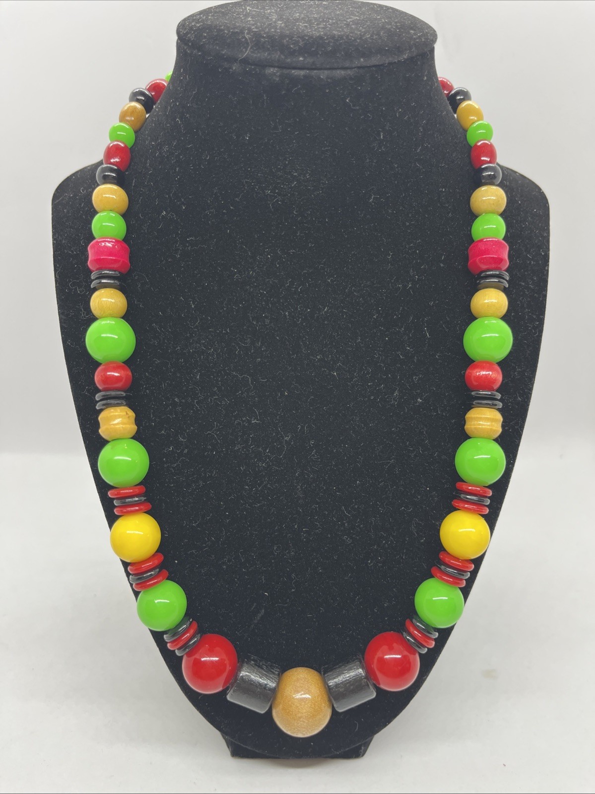 Vintage Multicolor Beaded Necklace Wood And Lucite 21 Inch Long